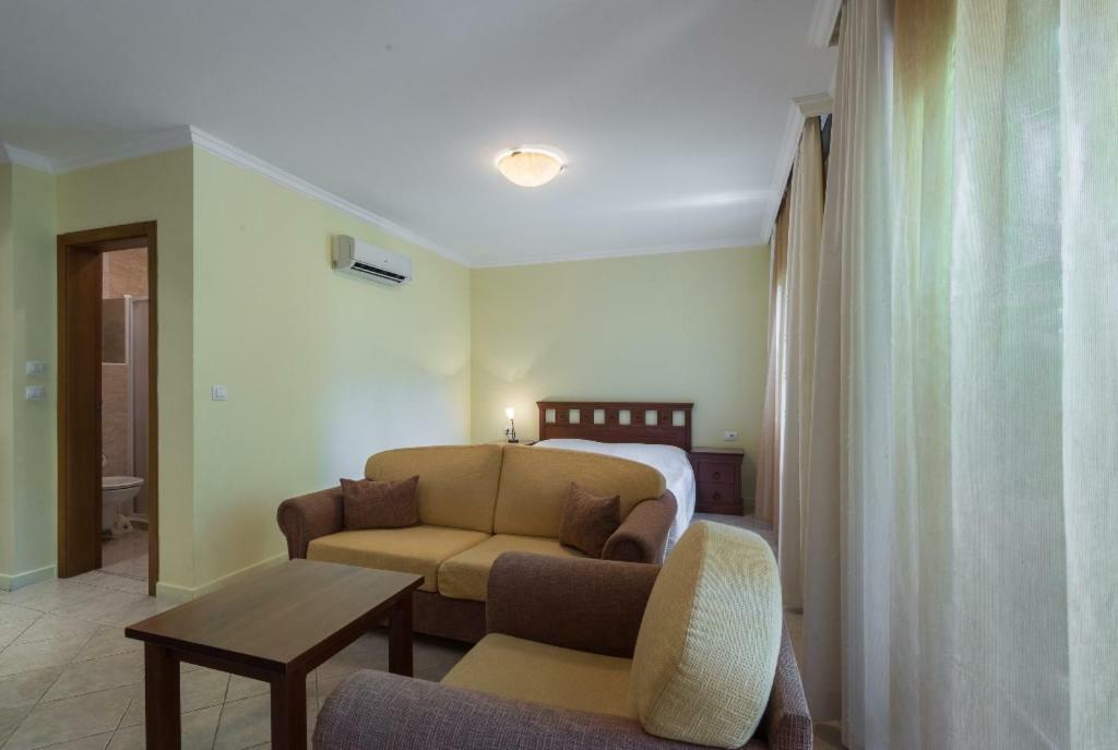 Sozopol Private Apartments St. Marina Esterno foto